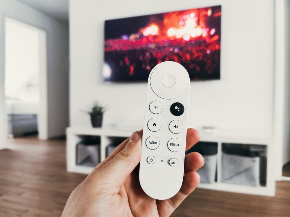 Vídeo Projetor ou TV: qual escolher?